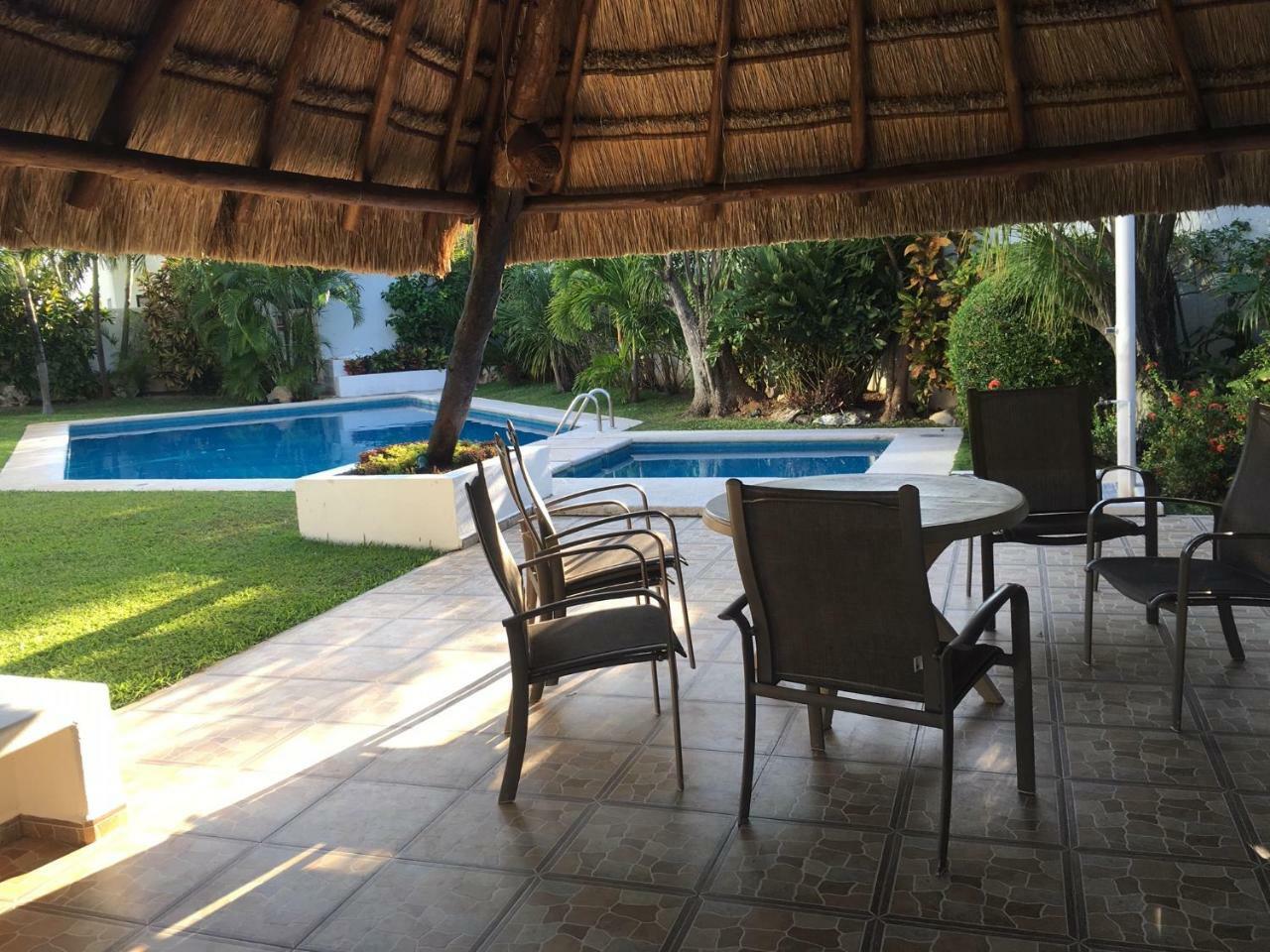 Apartamento Large House - Walking To - 10 Guests!