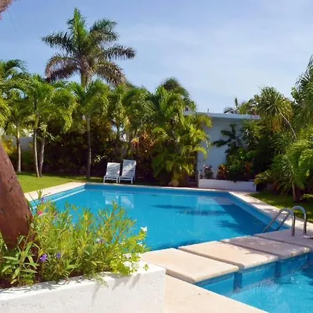 Large House - Walking To Beach - 10 Guests! Cancun Exterior photo